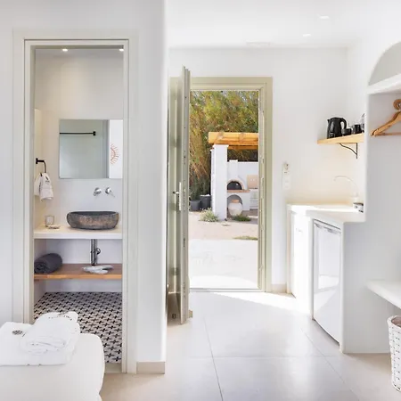 Lemonia Comfort Studio Triple Apartament Agia Anna (Naxos)